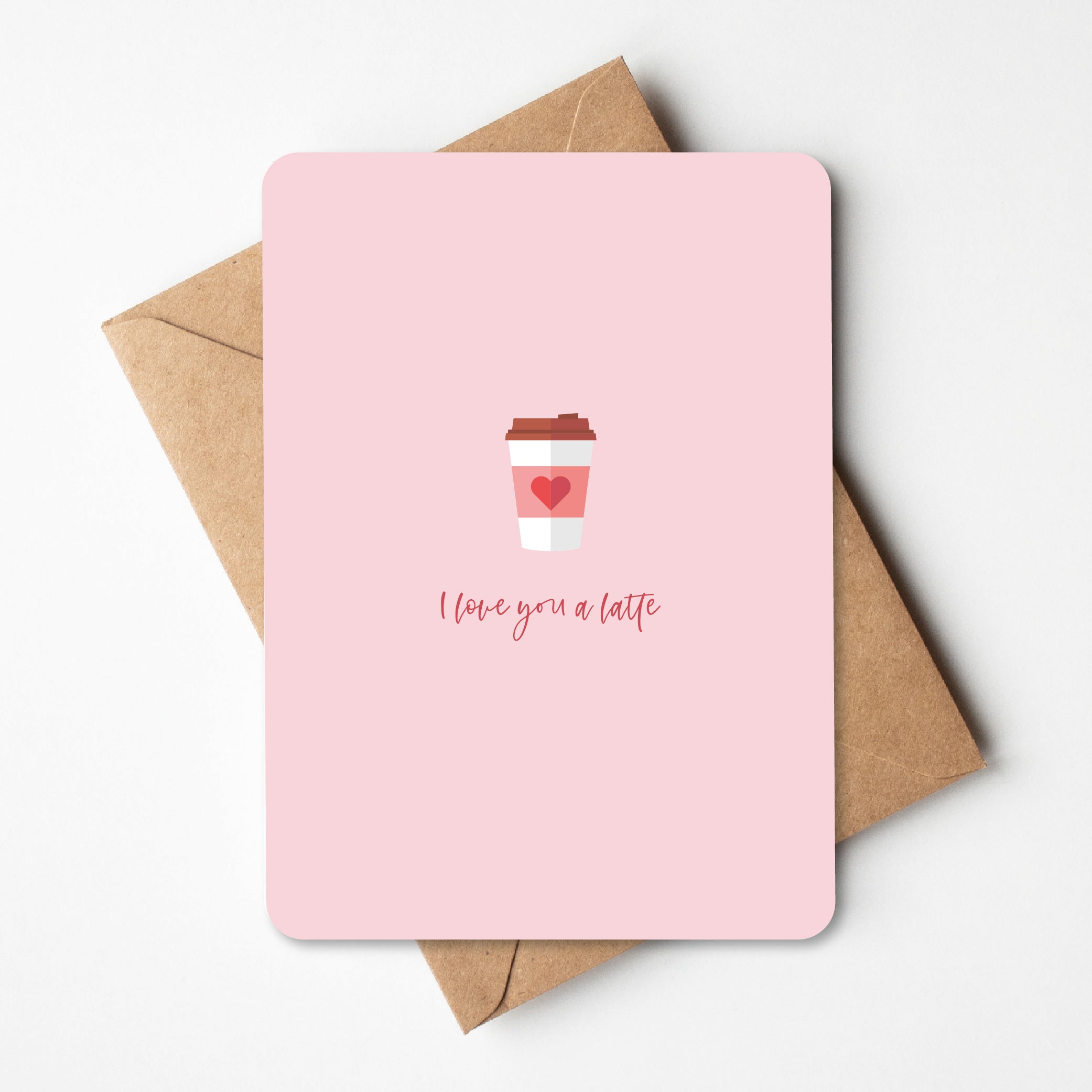 Schattig kaartje met illustratie van koffie in beker en tekst love you a latte