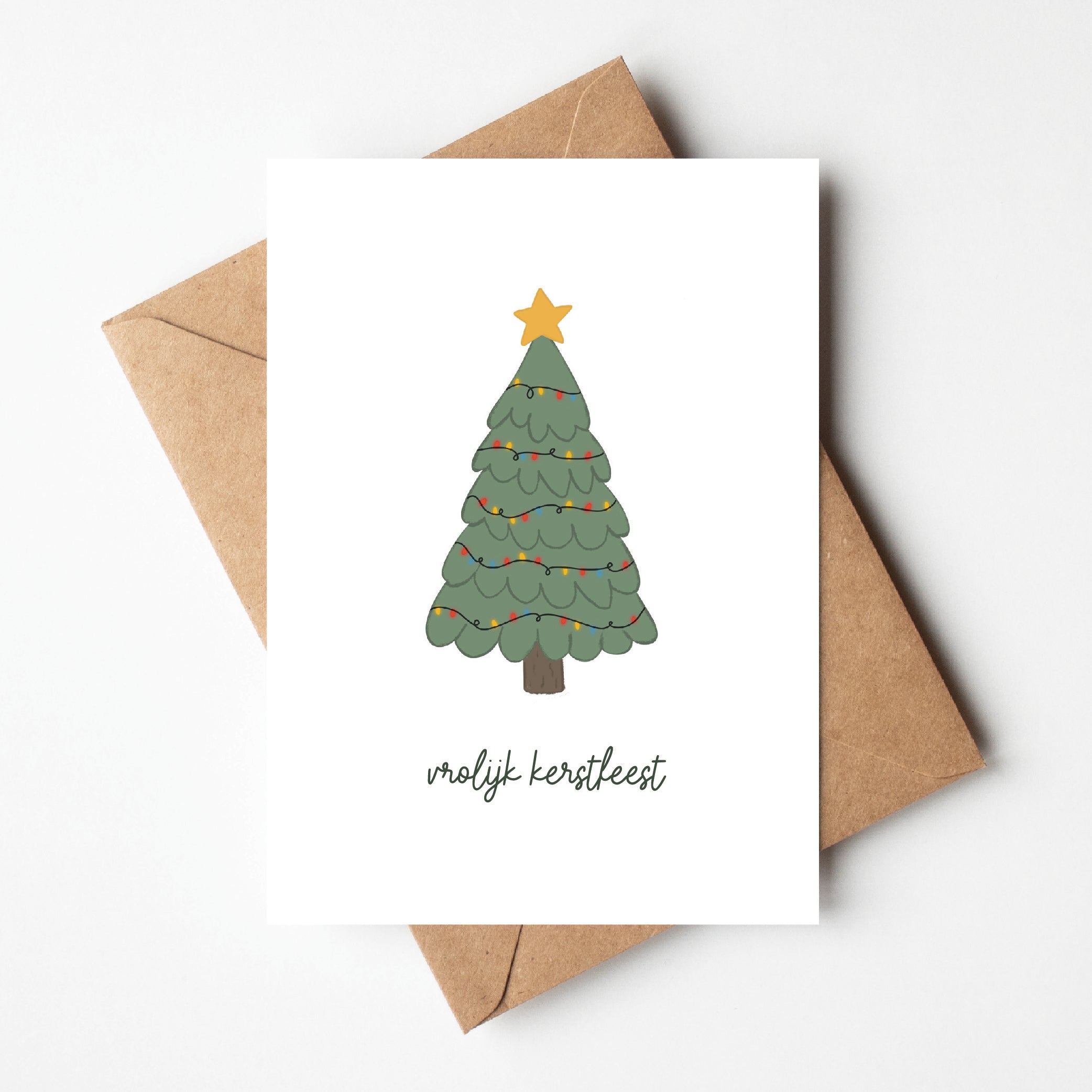  Kerstkaart met verlichte kerstboom – klassiek en sfeervol ontwerp, Buro Allure